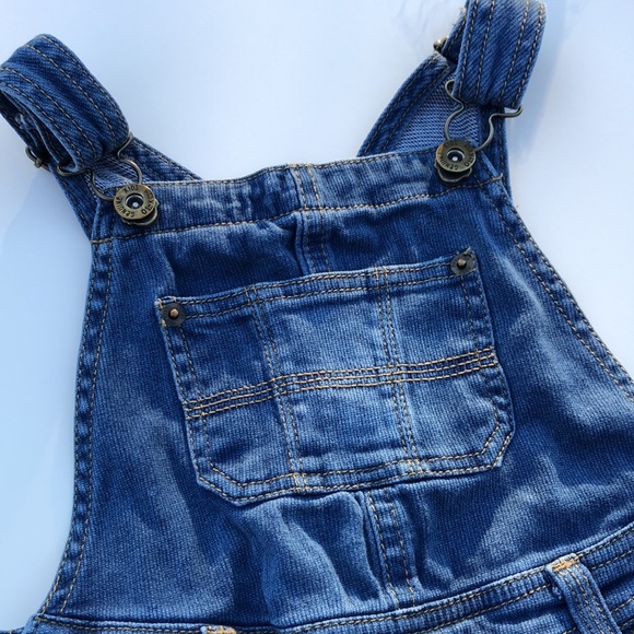 OshKosh Toddler Boys Farmer Jeans/Overalls - Picture 2 of 10